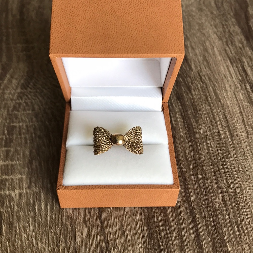 Forever 21 Bow Ring